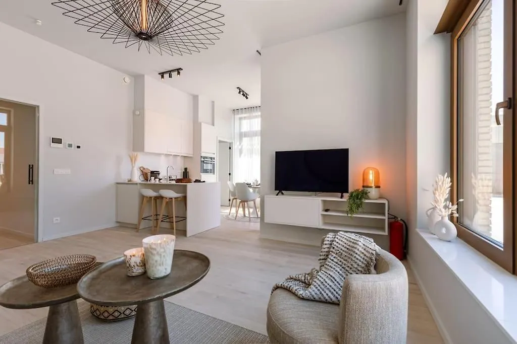 Stylish 1Br Home At Prime Location Oostende Daire